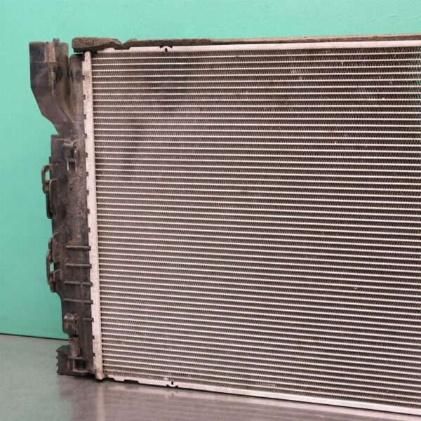 RADIATOR G30 (824) *17-05*