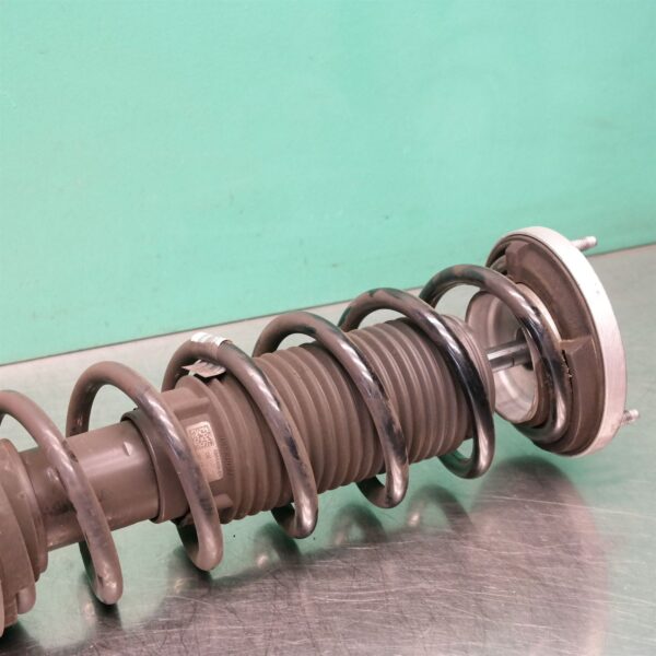 RIGHT REAR STRUT G30 (888) *33-45*