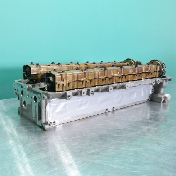 CYLINDER HEAD E90 (249) *11-15* P6