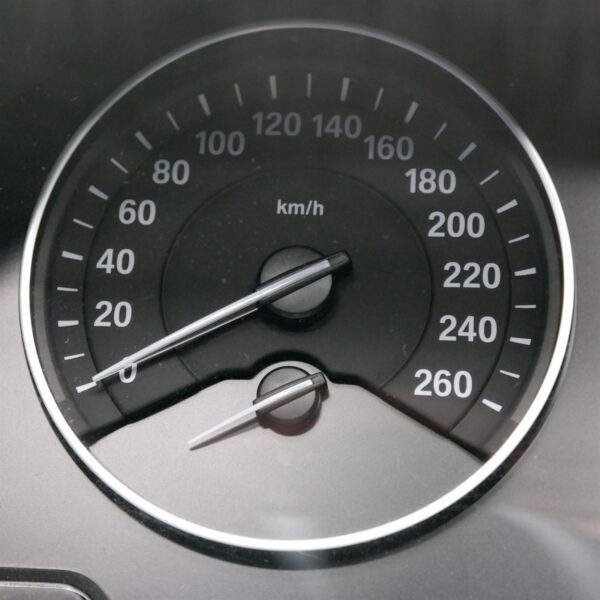 INSTRUMENT CLUSTER INSTRUMENT CLUSTER, PETROL, AUTO T/M, F48, 08/15-06/22