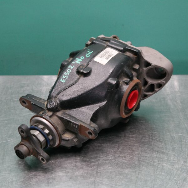 DIFFERENTIAL CENTRE F30 (723) *33-05* 2.81 Ratio D4