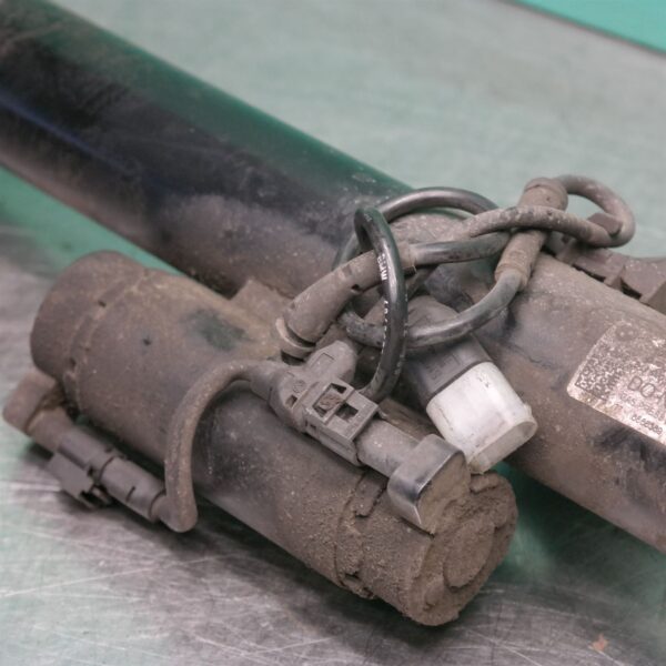 LEFT FRONT STRUT G30 (389) *31-10*