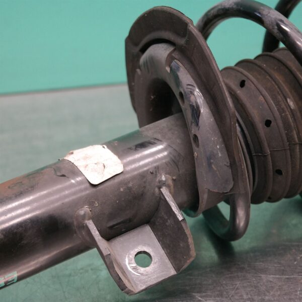 RIGHT FRONT STRUT F30 (551) *31-10*