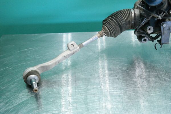 STEERING BOX/RACK G01 (842) *32-12*