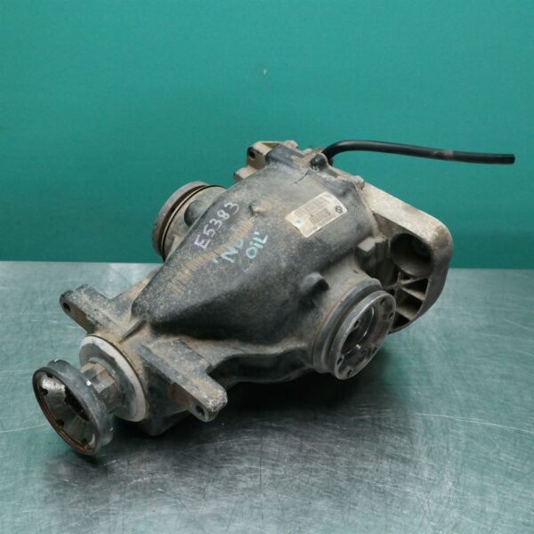 DIFFERENTIAL CENTRE E53 Rear (579) *33-05* 3.23 D6 Manual