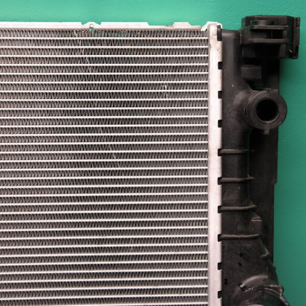 RADIATOR G30 (824) *17-05*
