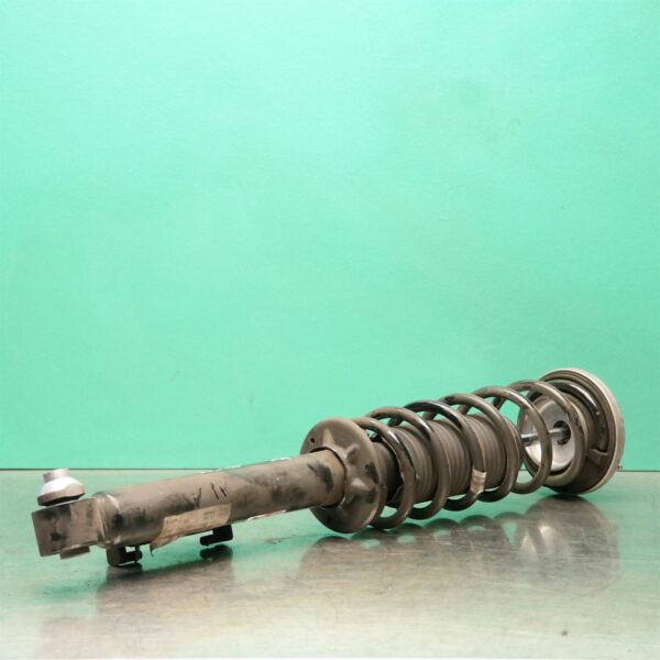 RIGHT REAR STRUT G30 (888) *33-45*