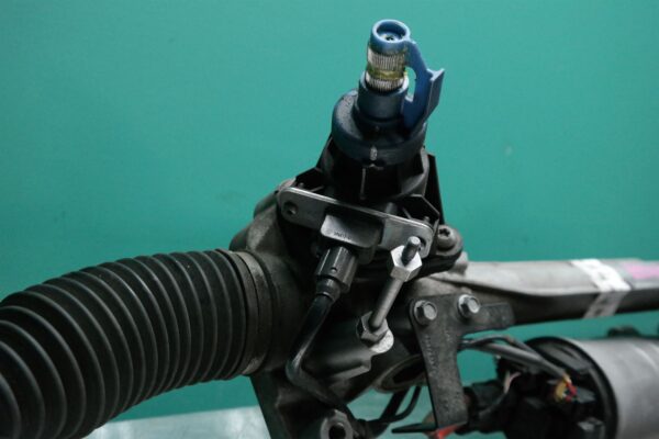 STEERING BOX/RACK G01 (842) *32-12*