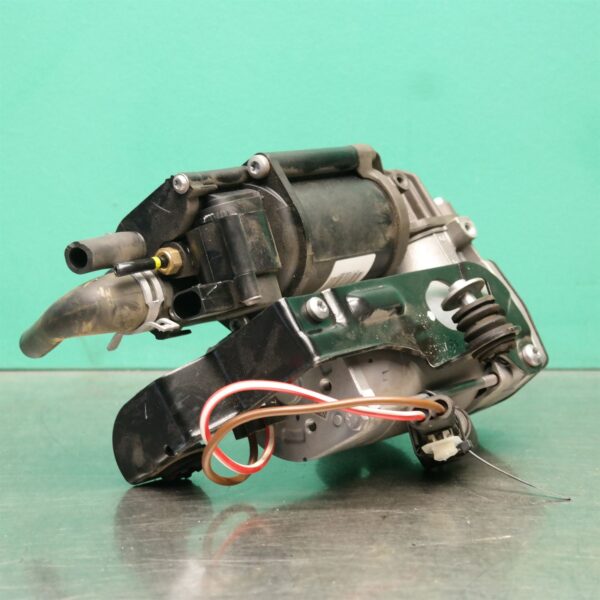 AIR RIDE COMPRESSOR G30 (721) *33-50* Wagon