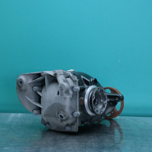 DIFFERENTIAL CENTRE E84 Rear (639) *33-05* 2.93R