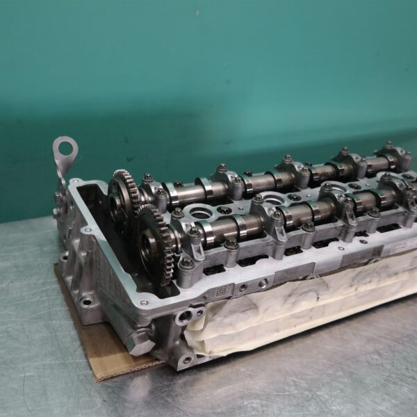 CYLINDER HEAD G01 (709) *11-15* D4