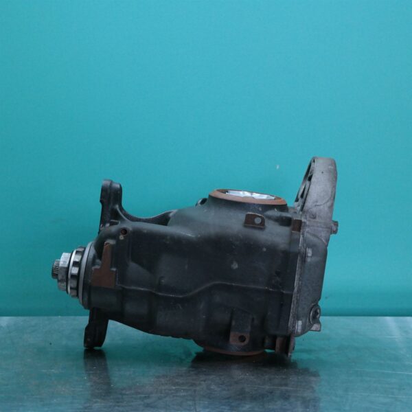 DIFFERENTIAL CENTRE F25 Rear (995) *33-05* 3.38 Ratio