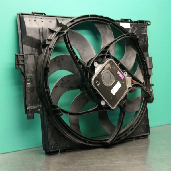 FAN F (964) *17-10* F22 F23