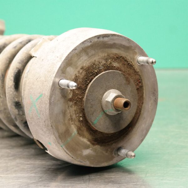 LEFT FRONT STRUT E71 (535) *31-10*