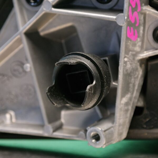 RIGHT DOOR MIRROR E71 (754) *51-07*