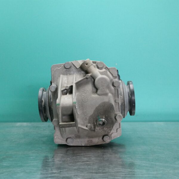 SAMSUNG CSC DIFFERENTIAL CENTRE E83 Rear (988) *33-05* 3.46 D6