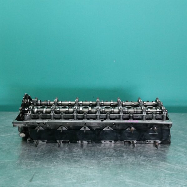 CYLINDER HEAD F15 6d (927) *11-15*