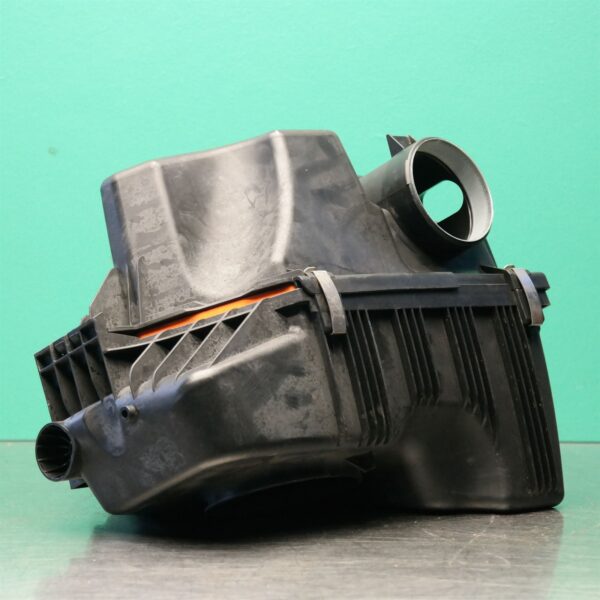 AIR CLEANER/BOX F25 (932) *13-20*