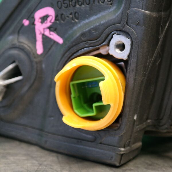 RIGHT DOOR MIRROR F25 (692) *51-07*