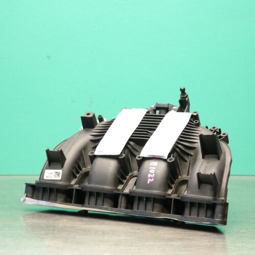 MANIFOLD F30 # Inlet Manifold # (126) *11-40* P4