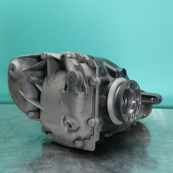 DIFFERENTIAL CENTRE E87 (108) *33-05* 3.73R P6