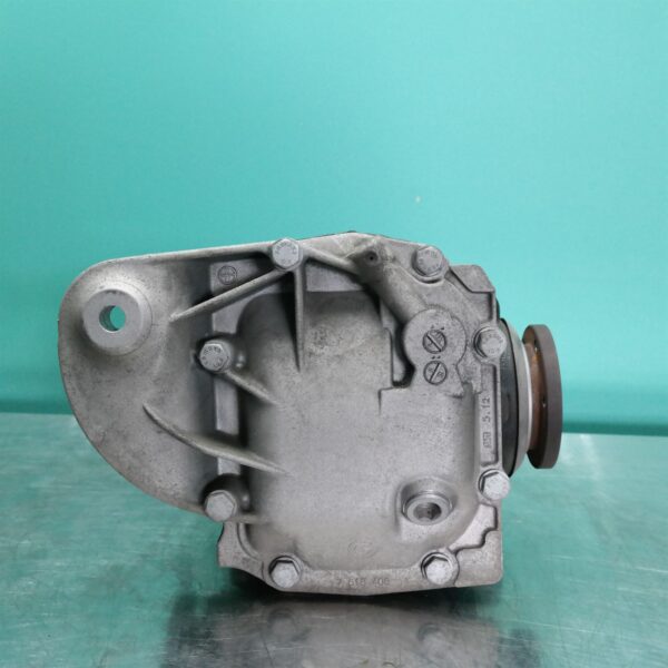 DIFFERENTIAL CENTRE E87 (108) *33-05* 3.73R P6