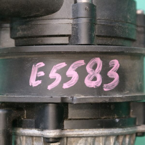 SAMSUNG CSC WATER PUMP F20 # Coolant Pump # (953) *17-30* 8.637.953