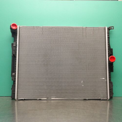 RADIATOR F30 (624) *17-05* Rear