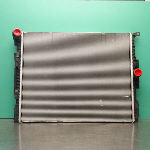 RADIATOR F30 (624) *17-05* Rear