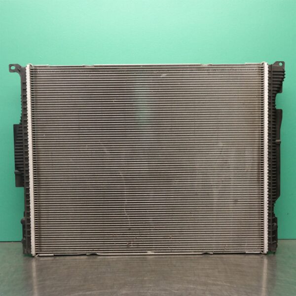 RADIATOR F30 (624) *17-05* Rear