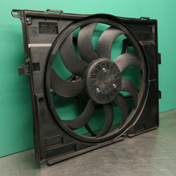 FAN F F22 (439) *17-10*
