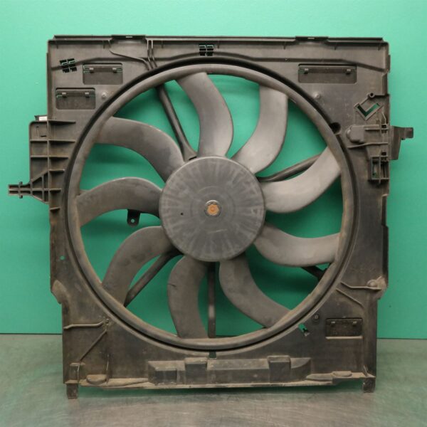 FAN E70 (242) *17-10*