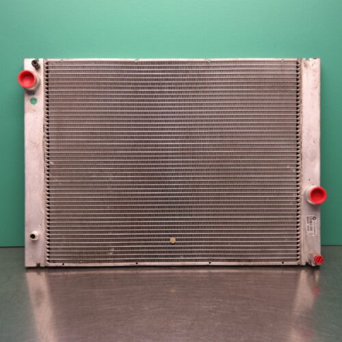 RADIATOR E60 (209) *17-05*