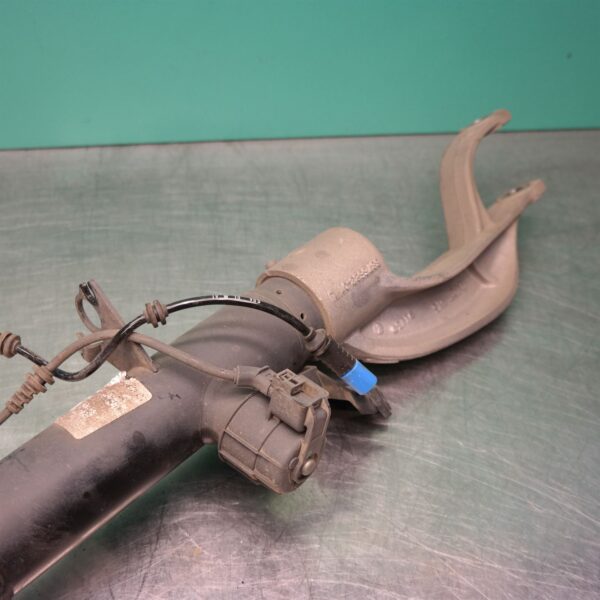 LEFT FRONT STRUT G05 (019) *31-10*