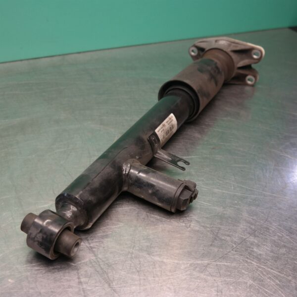 RIGHT REAR STRUT F32 (209) *33-45*