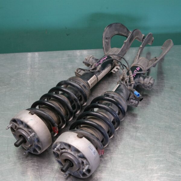 STRUT SET F15 (083) (084) *31-10* D6