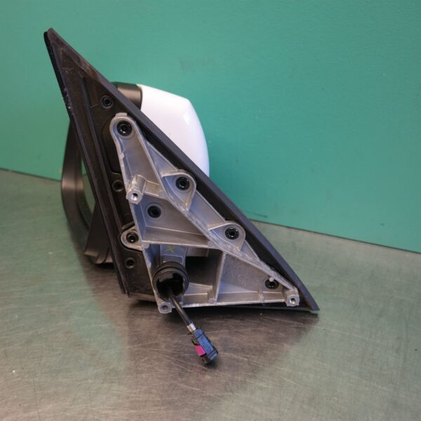 SAMSUNG CSC LEFT DOOR MIRROR E70 (737) *51-07*