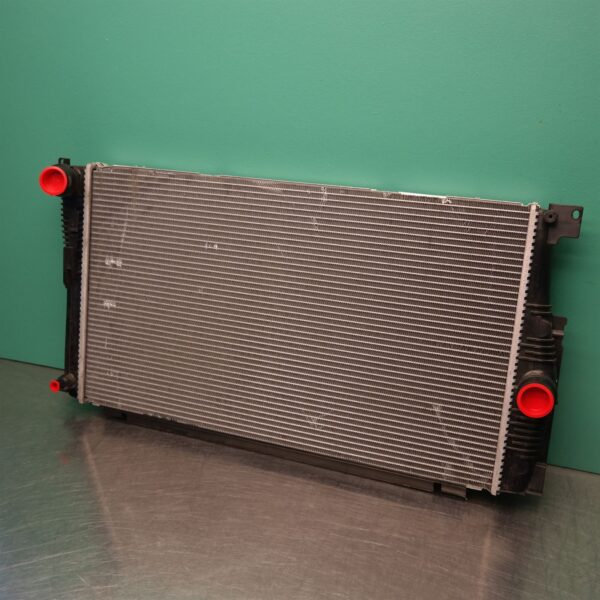 RADIATOR F10 (013) *17-05*