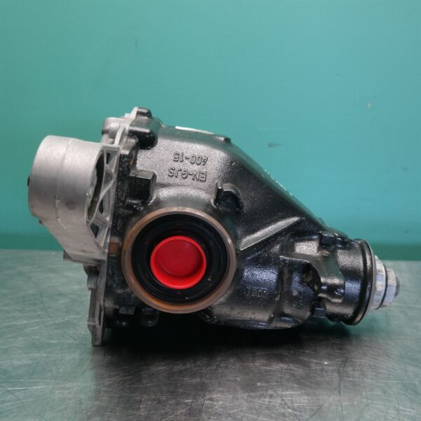 DIFFERENTIAL CENTRE G07 Rear (739) *33-05* 3.08
