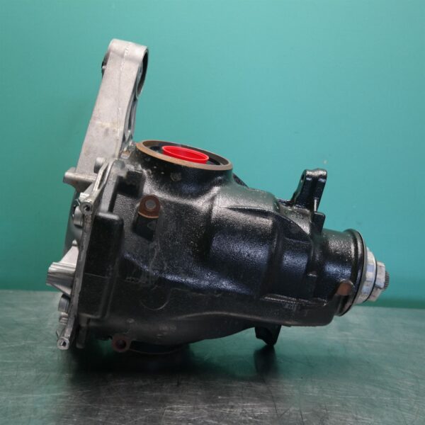 DIFFERENTIAL CENTRE G07 Rear (739) *33-05* 3.08