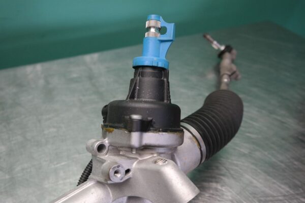 STEERING BOX/RACK G07 (143) *32-12*