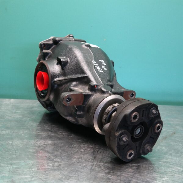 DIFFERENTIAL CENTRE F20 (750) *33-05* 2.81R P6 (759 on sticker) P6