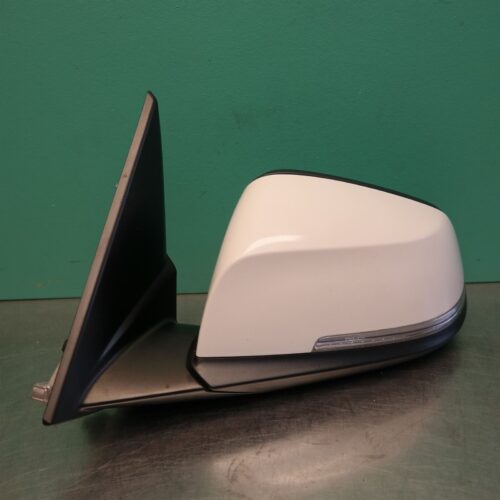 LEFT DOOR MIRROR E84 (157) *51-07*