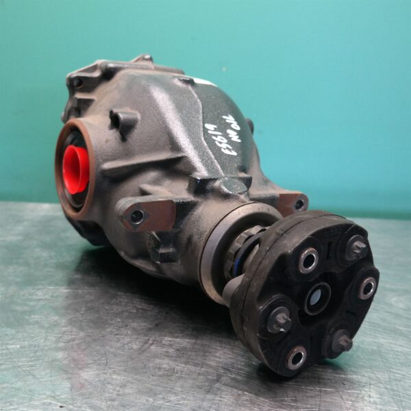 DIFFERENTIAL CENTRE F20 (750) *33-05* 2.81R P6 (759 on sticker) P6