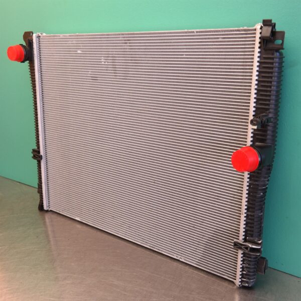 RADIATOR G22 (748) *17-05* Rear