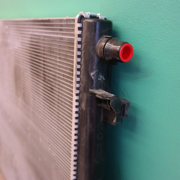 RADIATOR G22 (811) *17-05* Front