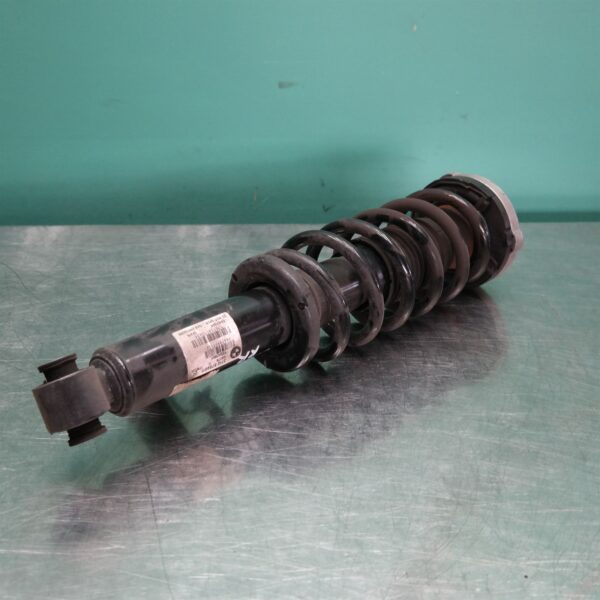 RIGHT REAR STRUT F26 (911) *33-45*