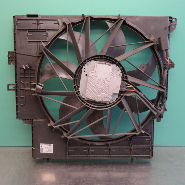 FAN F25 (176) *17-05*