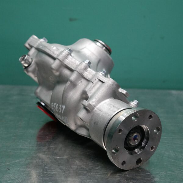 DIFFERENTIAL CENTRE G05 Front (198) or (441) *31-15* 2.93