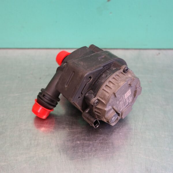 WATER PUMP G02 (248) *17-30* Large